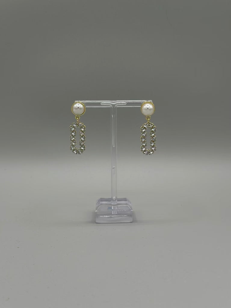 Pearl Luster Elegance Earrings